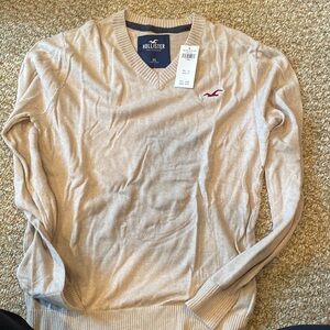Men’s v neck sweater brand new with tags